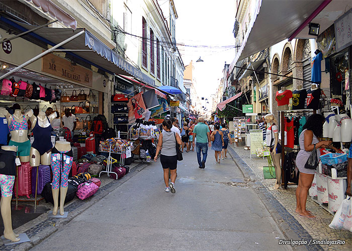 rua-comercio-vazio