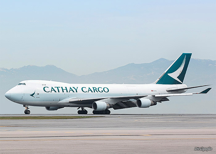 aviao-cathay-cargo