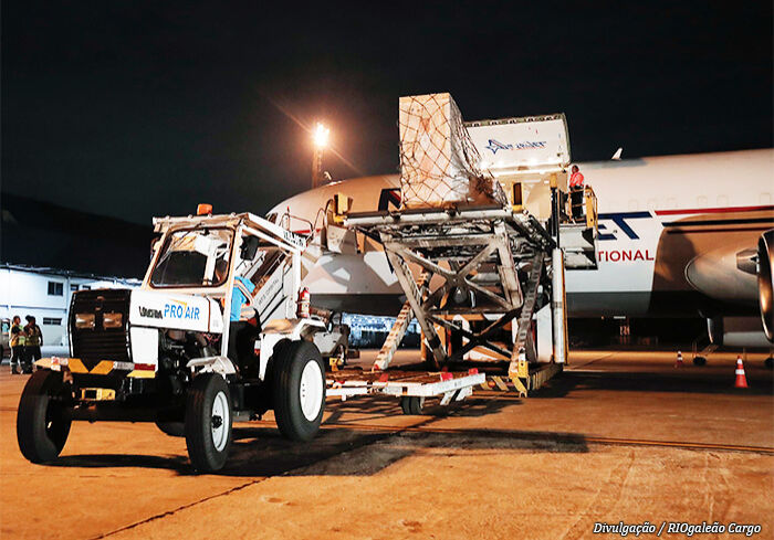 desembarque-galeao-cargo